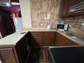 Microwave, oven, paper towels - Blue Bay Asia Elsokhna Aqua park - Pool view & Private beach ( Families only) (Suez Governorate)