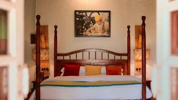 Deluxe Double Room, Garden View | Free WiFi