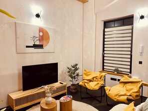 Căn hộ Tiêu chuẩn | Bộ đồ giường cao cấp, nệm cao su hoạt tính (memory foam) 