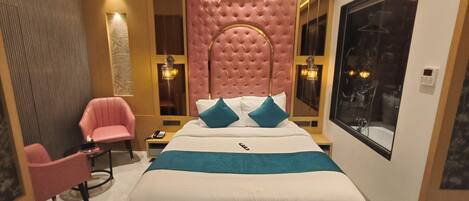 Standard-studiosviitti | Kannettavalle tietokoneelle sopiva työtila, ilmainen Wi-Fi