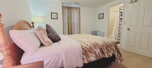 2 bedrooms, iron/ironing board, WiFi, bed sheets