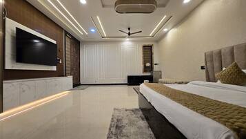 3 chambres, bureau, fer et planche à repasser, Wi-Fi gratuit