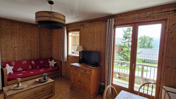 Smart TV - Apartment in a mountain chalet (Fontcouverte-la-Toussuire)