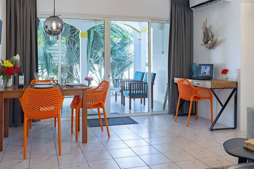 Divers Paradise Bonaire – Full A/C Apt for 5 – Gear Storage & Rinse Tank