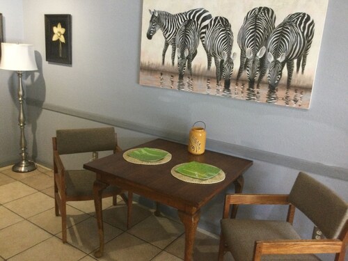 Cozy 1-bedroom apartment in Beaumont area, with AC, furnished.