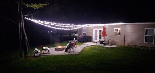 Tugaloo Hideaway - 4 bed, 2 bath, Westminster, SC.  Near Clemson, Seneca