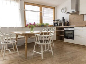 獨棟房屋 | 用餐區