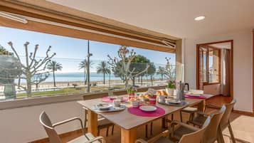 Apartment | Speisen im Freien