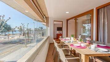 Apartment | Speisen im Freien