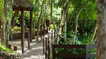 Jardines del alojamiento