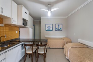 Room - Bombinhas Tourist (Bombinhas)
