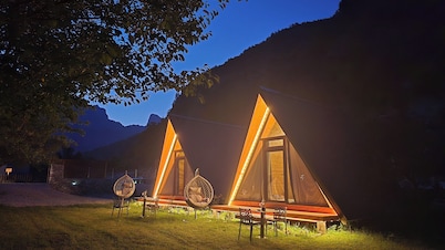 Private lodge with 360° views - romantic, quiet & in the middle of the Albanian Alps
