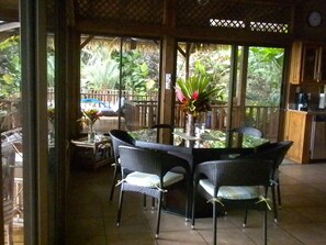 Dining - Ocean & Forest Views, Wildlife, Pool, Beach, Family & Friends, A/C....5 Star! (Uvita)