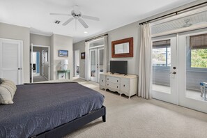 4 bedrooms, iron/ironing board, free WiFi, bed sheets