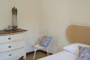 4 habitaciones, wifi gratis y ropa de cama 