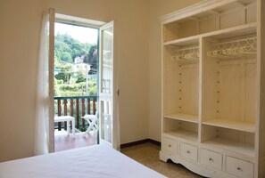 3 bedrooms, free WiFi, bed sheets - Casa Magnolia - Lavanda (Cremeno)