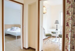 Wifi gratis y ropa de cama