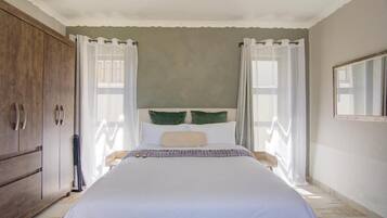 1 bedroom, iron/ironing board, WiFi, bed sheets