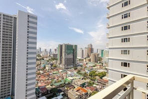 Condo, 1 Bedroom, Balcony, City View | Property grounds