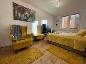 1 bedroom, iron/ironing board, free WiFi, bed sheets