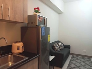 Condo, 2 Bedrooms | Living room - Luxurious Bayview 2BR Near MOA Picc CCP Free Wifi (Pasay)
