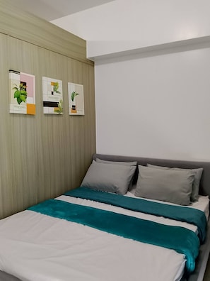 Condo, 1 Bedroom, Balcony, City View | 1 bedroom