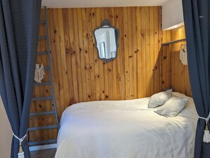 3 soverom og strykejern/-brett