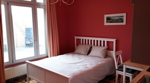 1 camera, ferro/asse da stiro, Wi-Fi gratuito, lenzuola