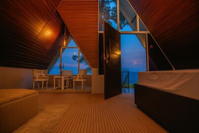 Hilltop Heaven Cabanas