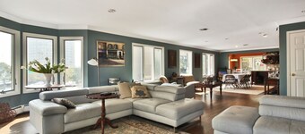 LUXURY 3,250SQFT TOWNHOUSE WITH MANHATTAN & OCEAN VIEWS - 15MINS TO TIMES SQUARE