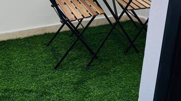 Superior Single Room, City View | Balcony