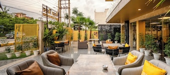 Lime Tree Hotel Medanta