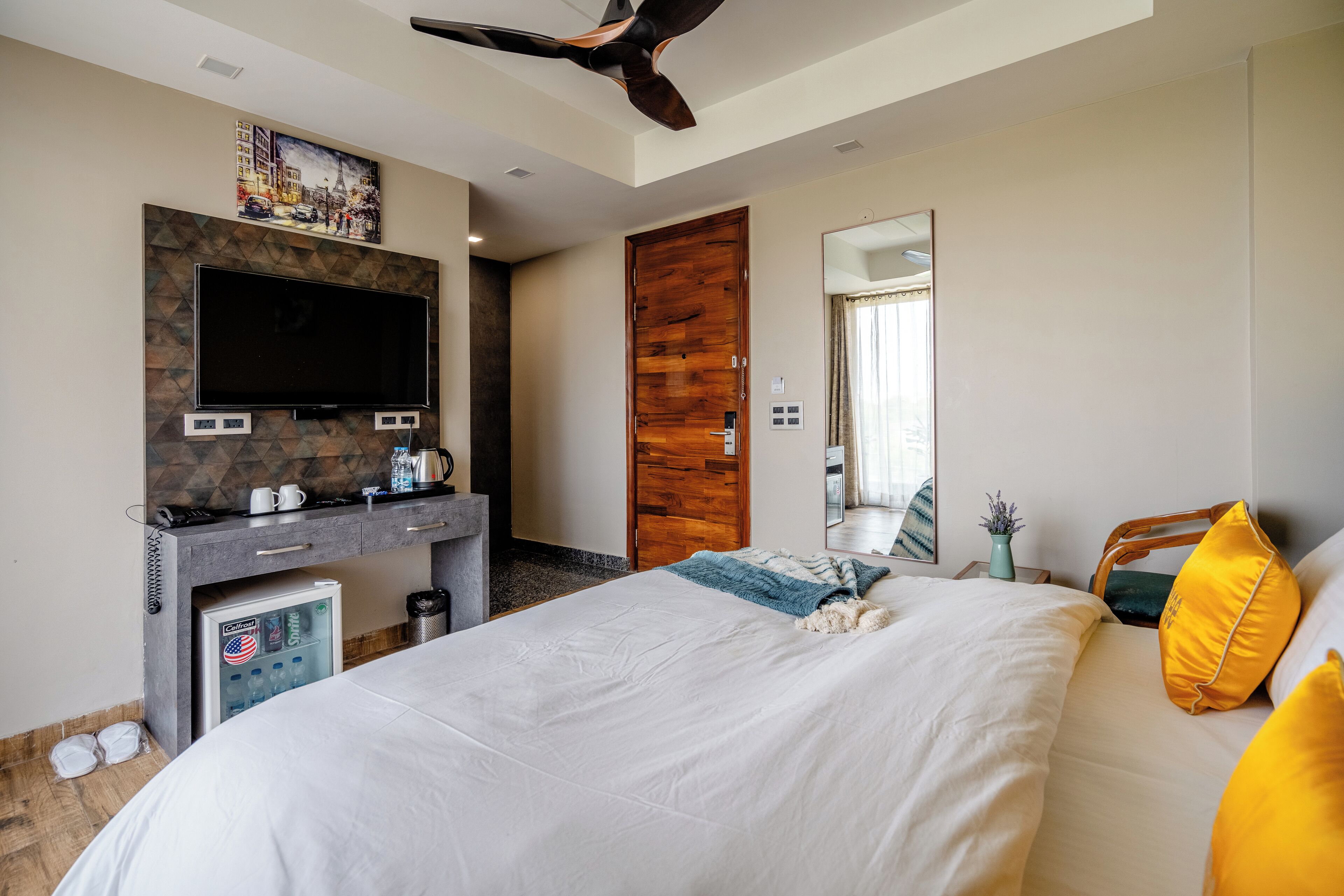 Superior Double Room, City View | In-room safe, iron/ironing board, free WiFi