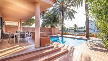 Villa | Pool | Indoor pool, outdoor pool