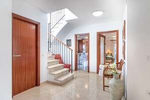Villa | Interior