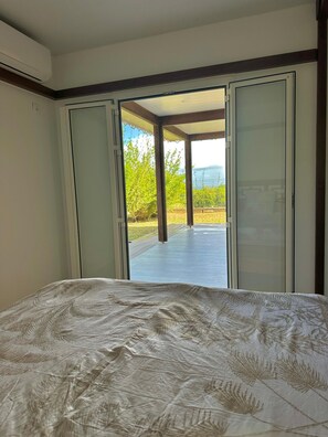 3 bedrooms, iron/ironing board, WiFi, bed sheets - House A story (Sainte-Rose)