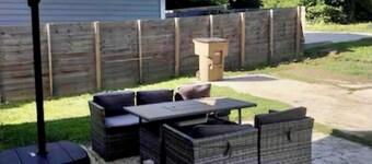 Charming 3-bedroom cottage in welcoming Nashville with WiFi, AC