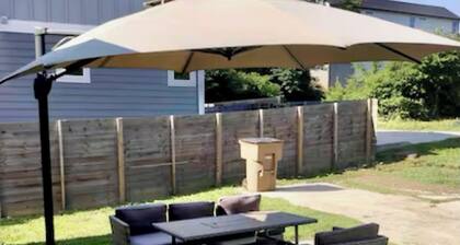 Charming 3-bedroom cottage in welcoming Nashville with WiFi, AC