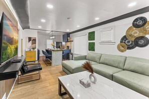 Smart-tv, videospelletjes, tafelvoetbal en boeken