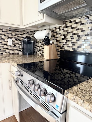 Microwave, oven, stovetop, dishwasher
