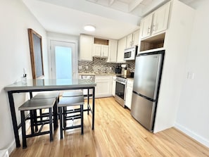 Microwave, oven, stovetop, dishwasher