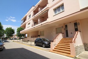 Exterior - Apartment in Empuriabrava Near Sand Beach (Castello d'Empuries)