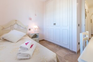 شقة | 3 عدّة غرف نوم ومكواة/لوح كي