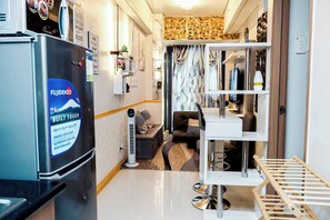 คอนโด, 1 ห้องนอน, ระเบียง, วิวสระว่ายน้ำ | ภายใน