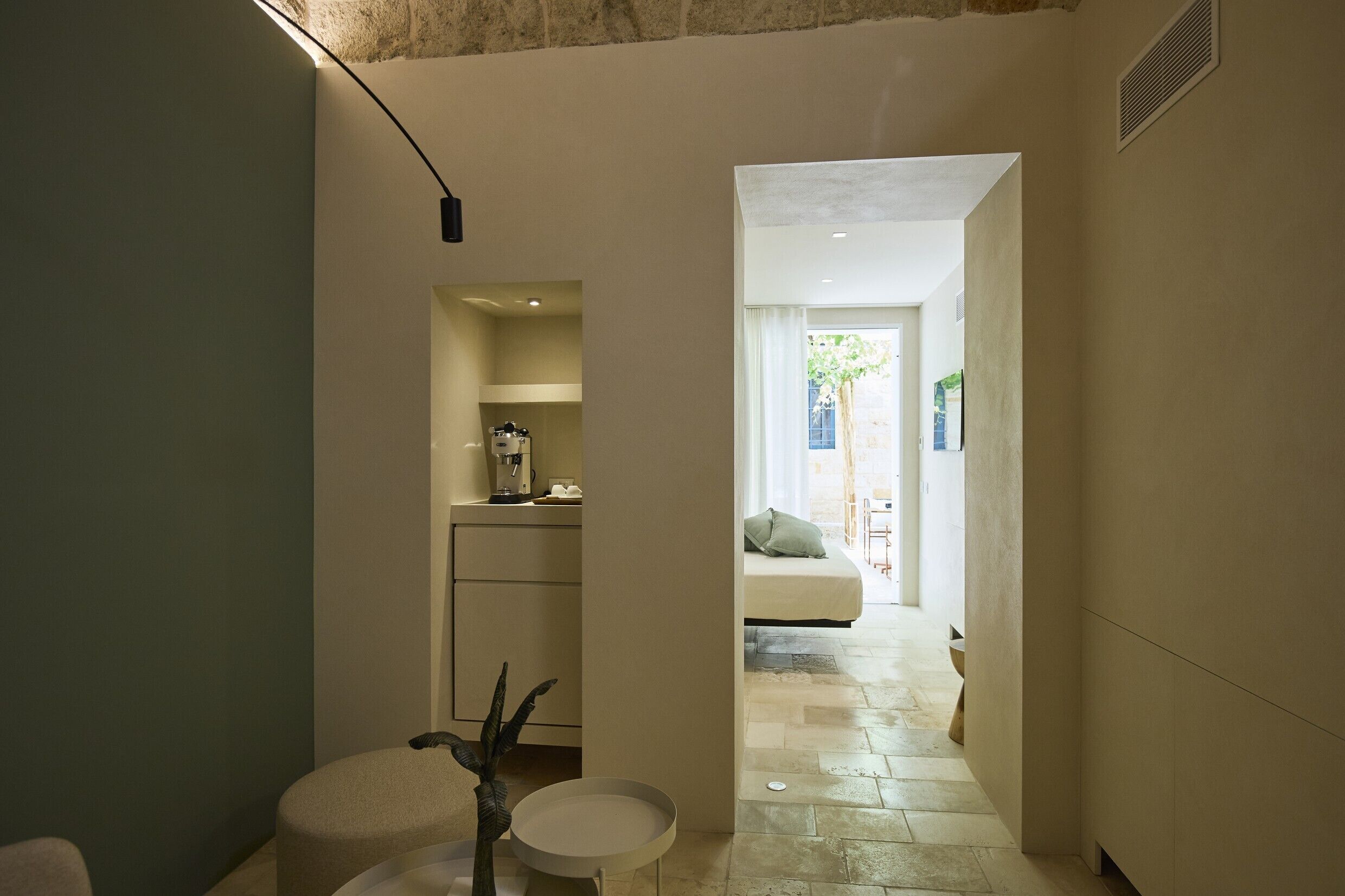 Chambre Deluxe, 1 grand lit, vue jardin | Coin séjour