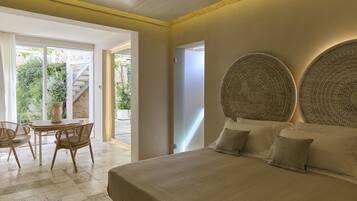 Luxury Room, 1 King Bed, Garden View | Premium bedding, memory foam beds, minibar, in-room safe