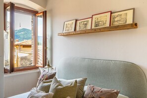 Interior - The House in the Village (San Felice del Benaco)