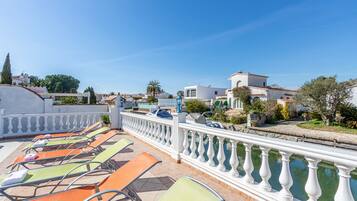 Villa | Terrace/patio