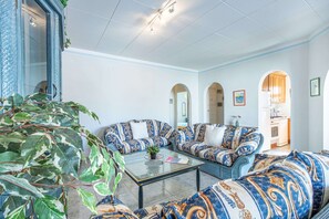 Villa | Living room