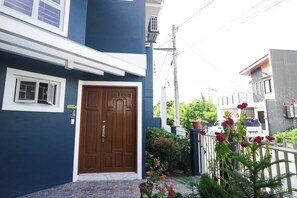 Room, 2 Bedrooms, Terrace, Garden View | Property grounds